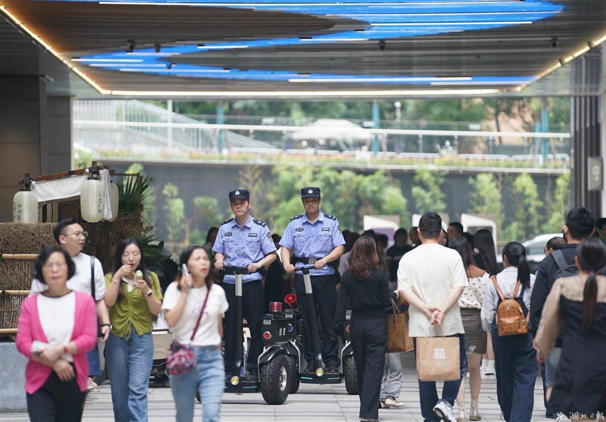 奥马皇冠